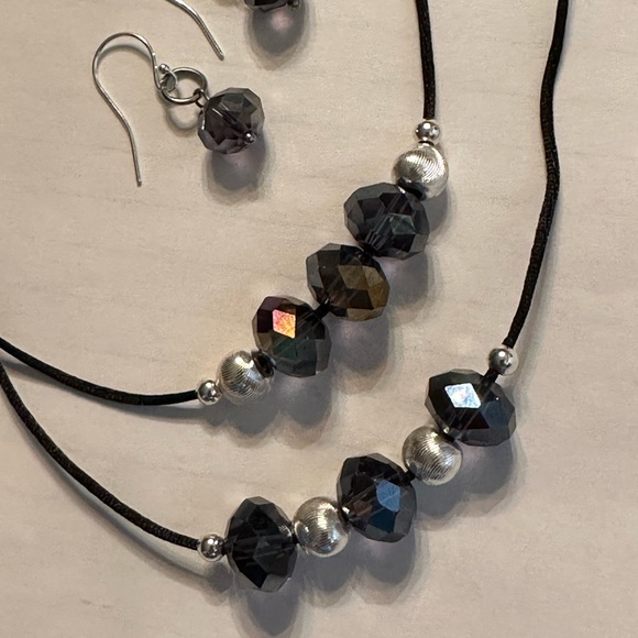 ARTISAN Dark Crystal and Silver Beads Adjustable Two Necklace Set With Earrings - Picture 7 of 9